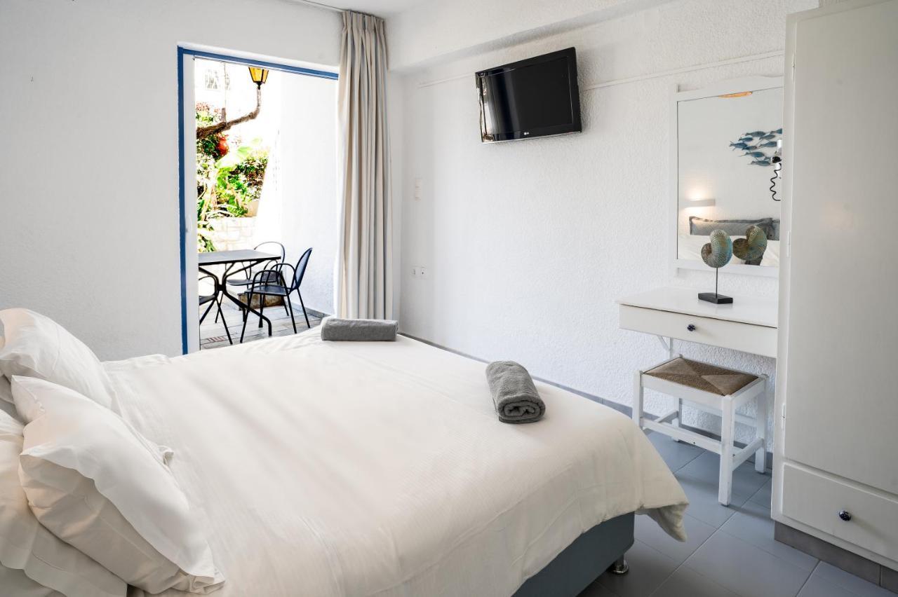Ninetta'S Studios Poros Town Ngoại thất bức ảnh